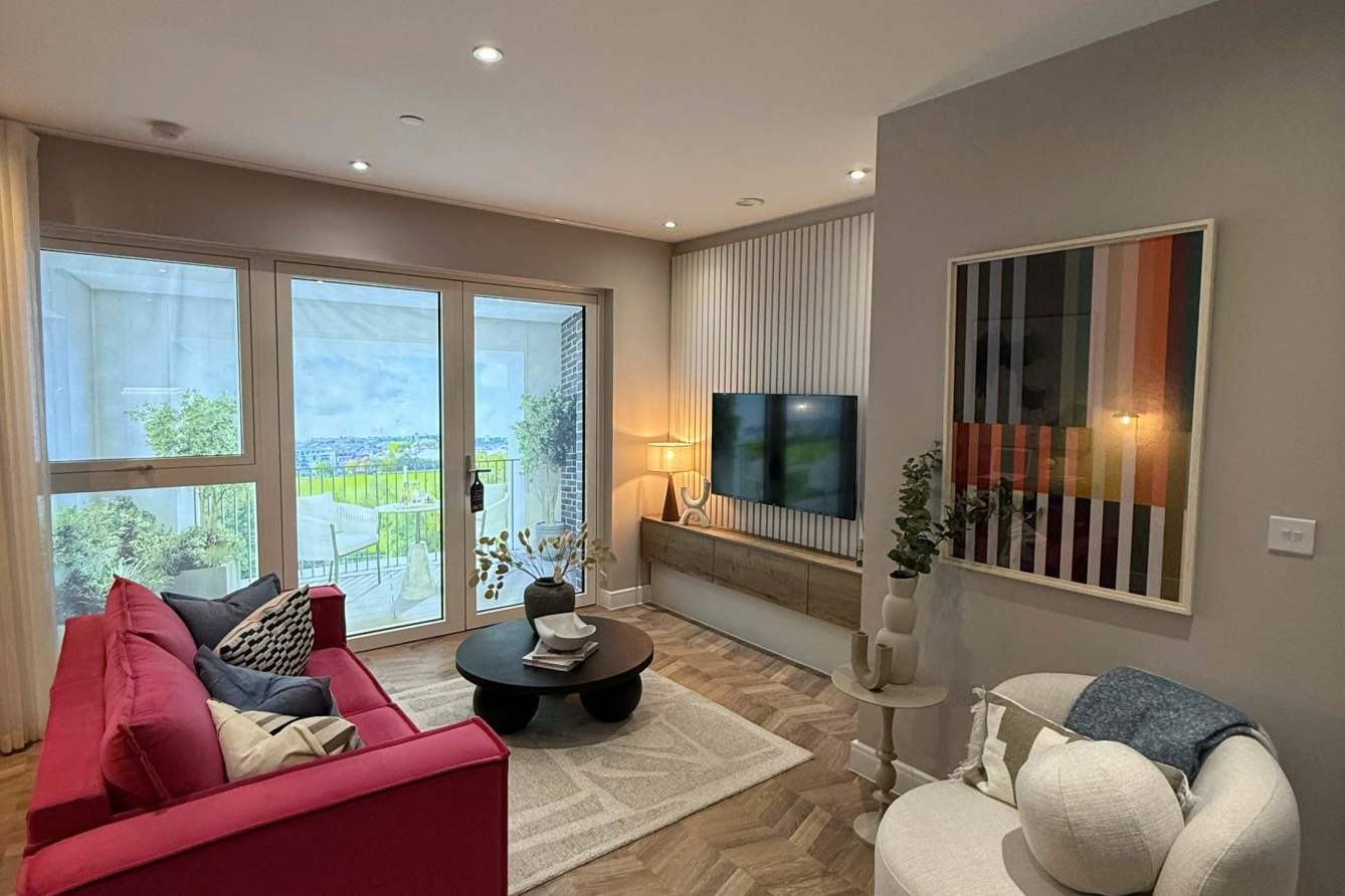 藍莎集團 - 英國樓盤、英國物業代理 | 英國買樓置業一站式服務